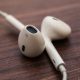 apple_earpods_35446297_03_610x436.jpg