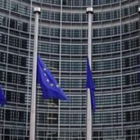 drapeau-europeen-berne-commission-europeenne-croissance-604-564x261.jpg