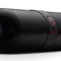 speaker-pill-black-standard-thrqrtleft.jpg