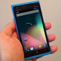 nokia-lumia-900-running-android-4.1.jpg