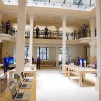 applestore_opera-2.jpg