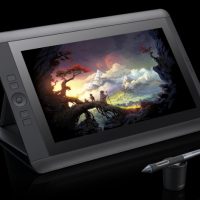 cintiq-13hd-left-view.jpg