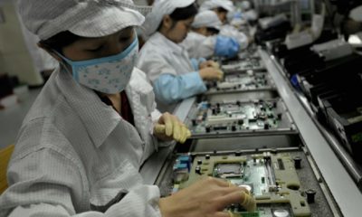 foxconn-working-645x483.jpg