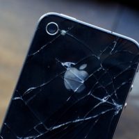 iphone-4-broken.jpg