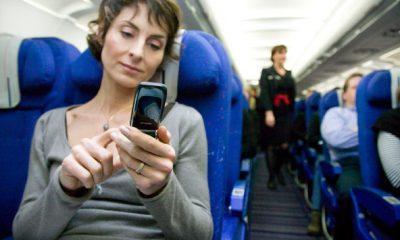 iphone-interfere-airplane.jpg
