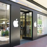 20110310_applestore.jpg