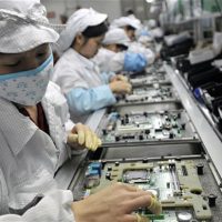 foxconn_2337379b.jpg