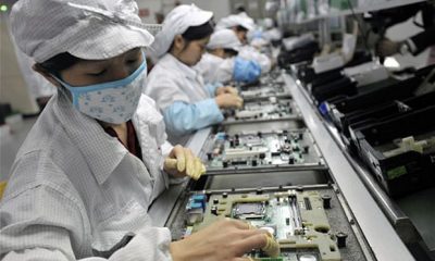 foxconn_2337379b.jpg