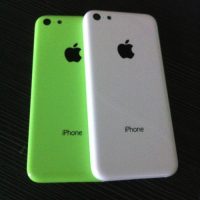 iphone-plastic-shell-leak-2.jpg