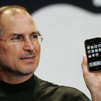 iphone-jobs-feb07.jpg