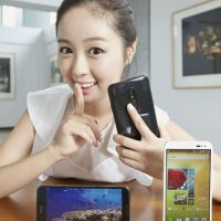 pantech-vega-lte_a5.jpg
