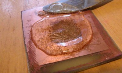 fingerprint-hack-2003-500x375.jpg
