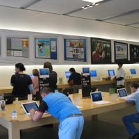 20070509_apple_store.jpg