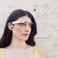 earbud1.jpg