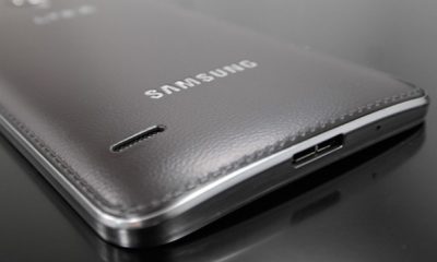galaxy-s5-with-plastic-body-and-faux-leather.jpg