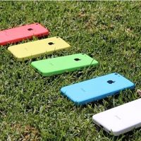 iphone5c-colours.jpg