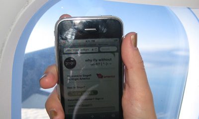 gogo_iphone_flying.jpg