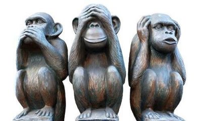 les-trois-singes-de-la-sagesse-fond-blanc.jpg