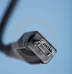 micro-usb-iphone.jpg