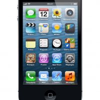 636x900-apple-iphone-4-noir-9383.jpg