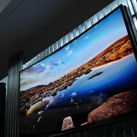 samsung-bendable-tv-1.jpg