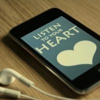cellphone-heart-iphone-love-favim.com-176822.jpg