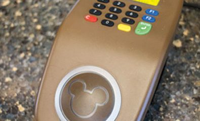 apple-pay-disney-world.jpg
