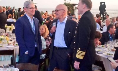 Michael Rogers, patron de la NSA (en tenue militaire) et Tim Cook