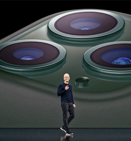 Tim Cook présente l'iPhone 11