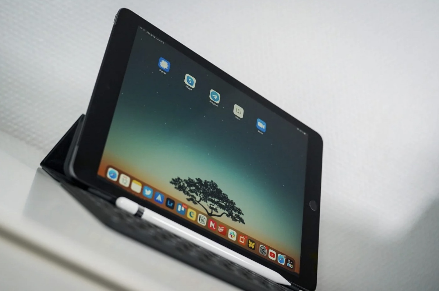 iPad 9 Apple