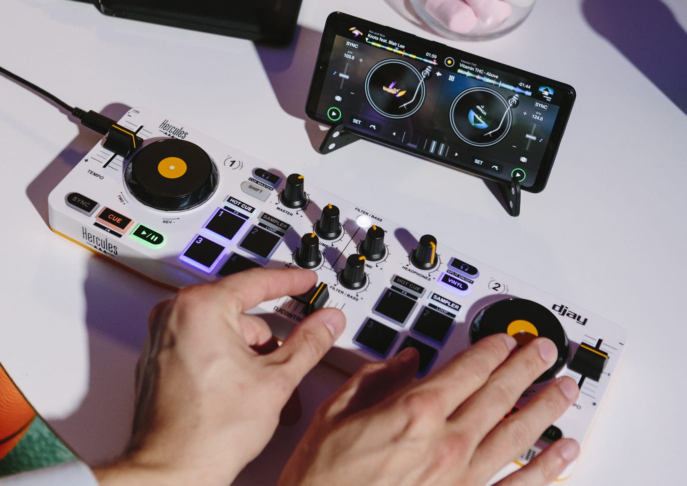 Hercules DJControl Mix pour iPhone