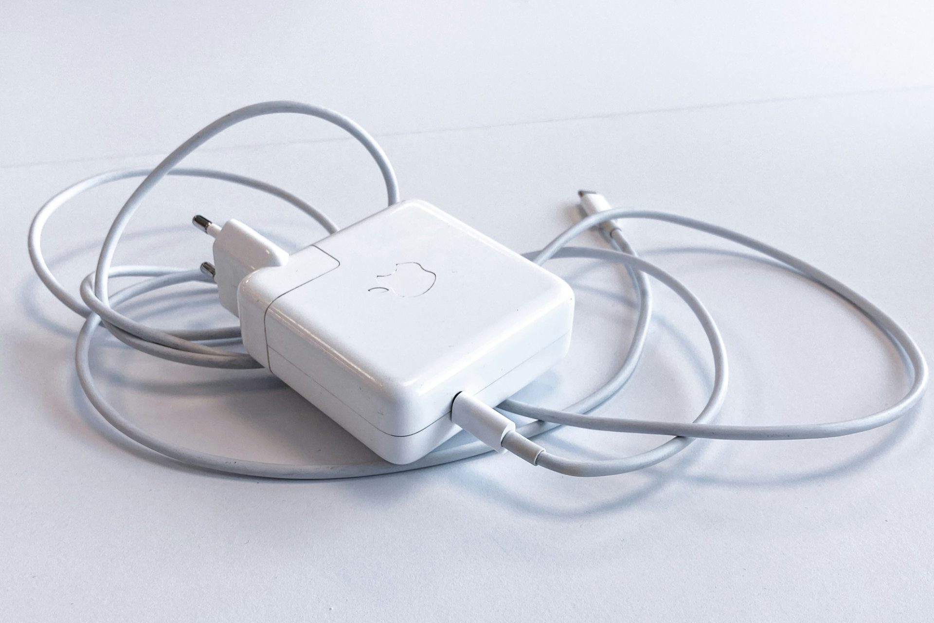 Chargeur mac apple europe