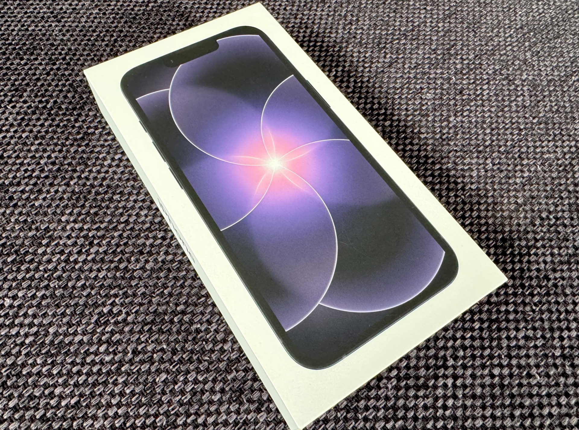 iPhone 17e boîte fermée
