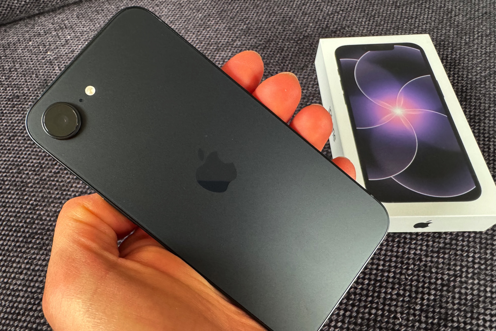 Apple iPhone 17e