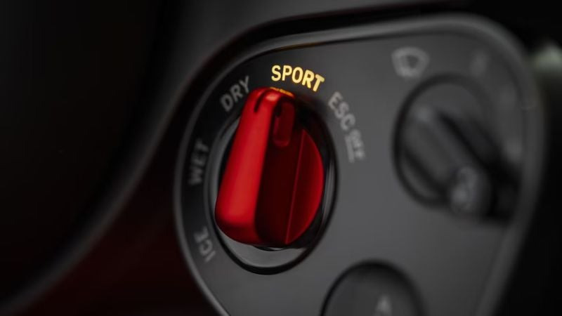 Ferrari Luce Interior 3