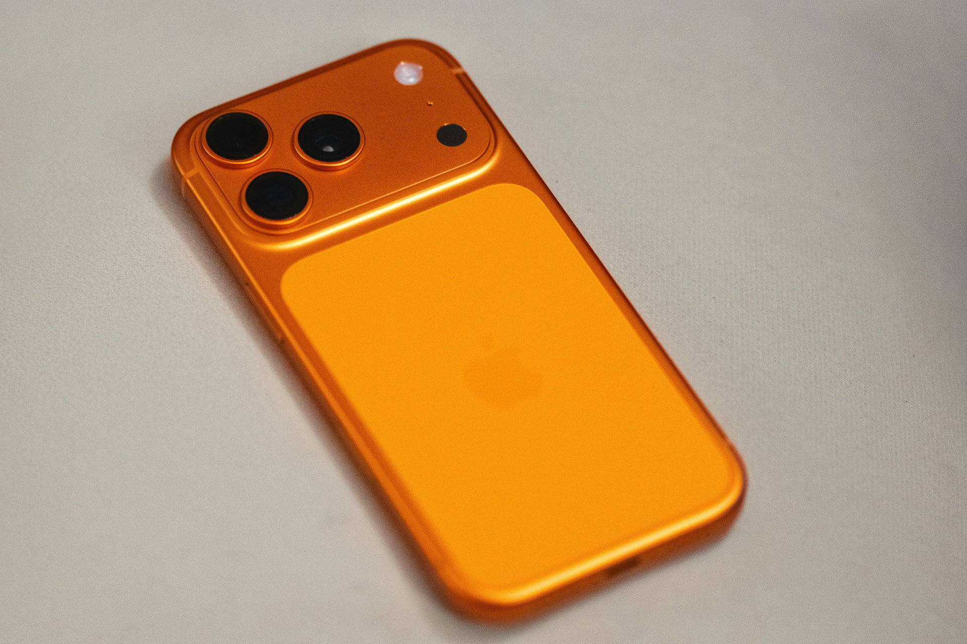 iPhone 17 pro apple iOS 27